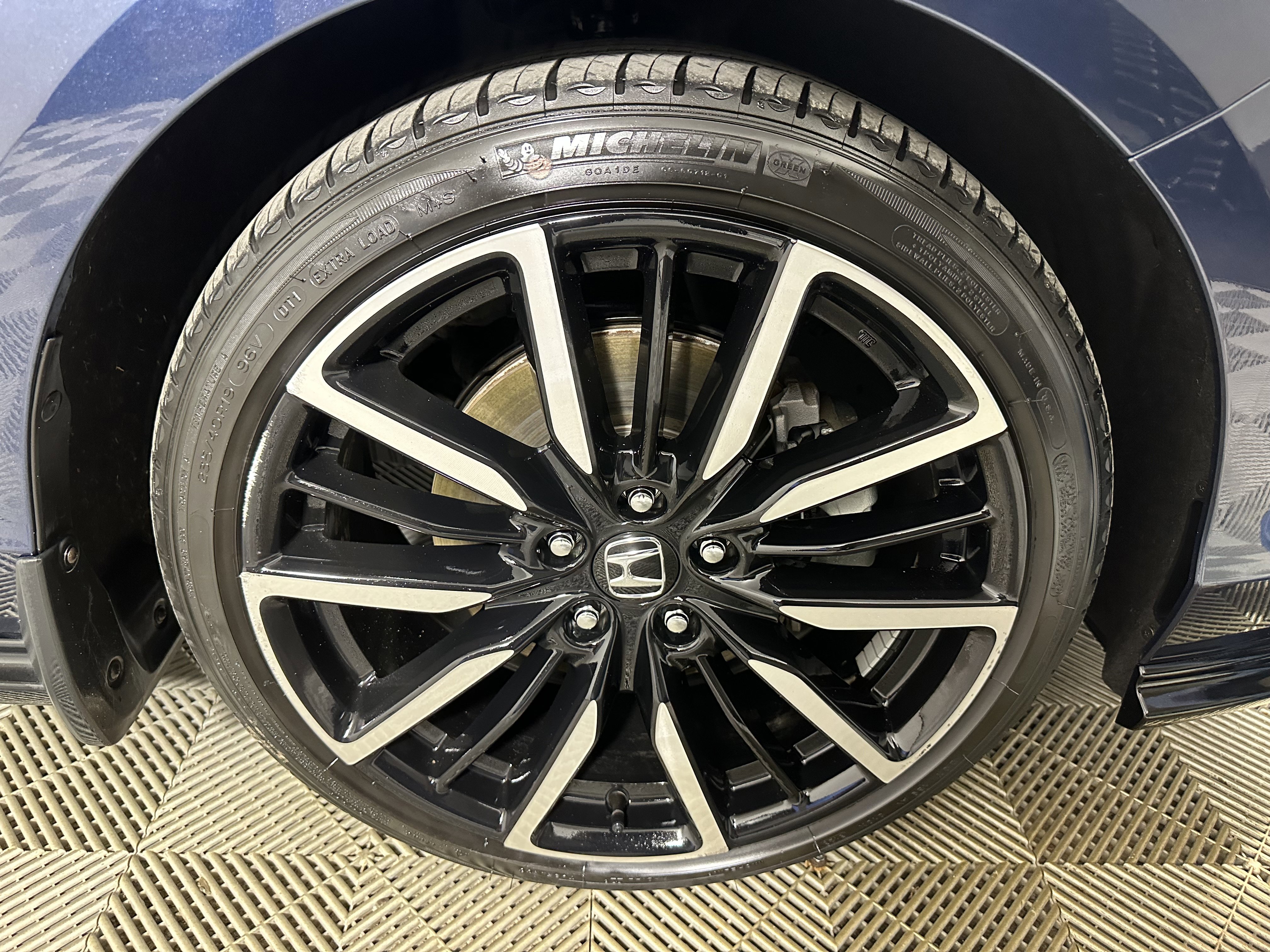 Used 2023 Honda Accord Touring image 26