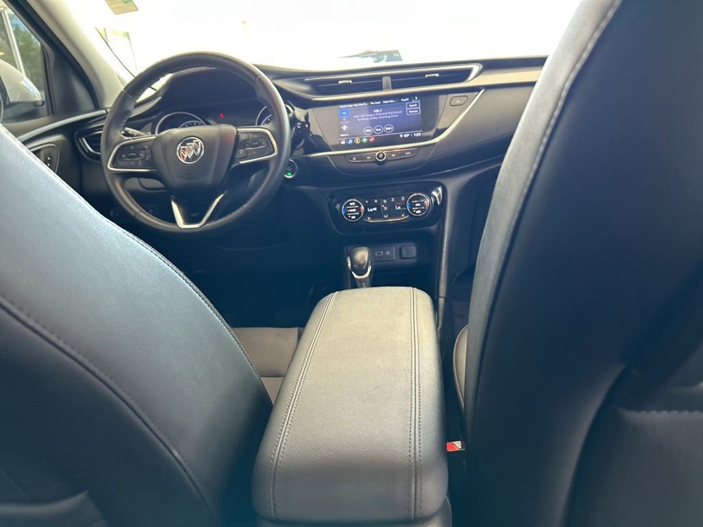 Used 2022 Buick Encore GX Select FWD image 27