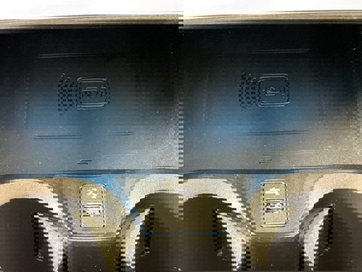 Used 2023 BMW M3 Competition w/ Executive Package image 20