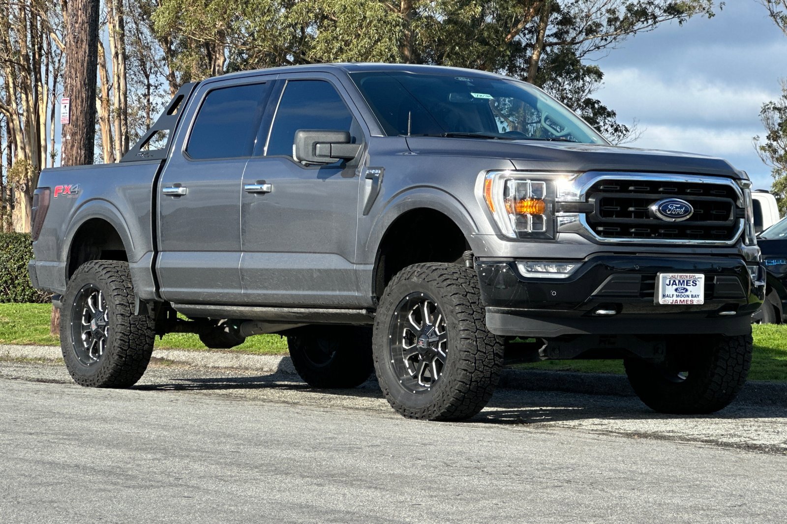 Used 2021 Ford F150 XLT w/ Equipment Group 302A High image 7