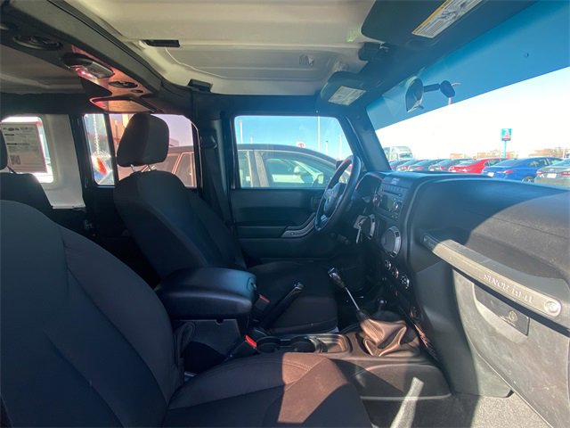 Used 2015 Jeep Wrangler Unlimited Sport image 11