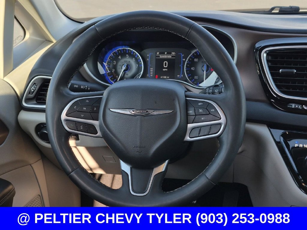 Used 2023 Chrysler Voyager LX FWD image 38