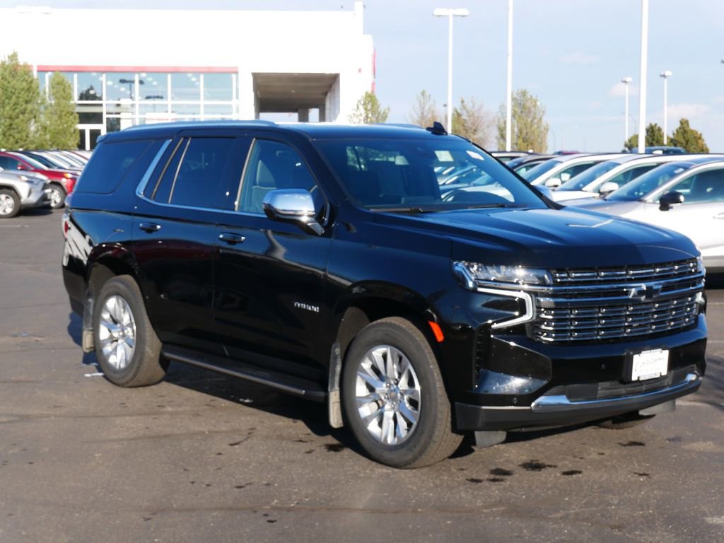 Used 2023 Chevrolet Tahoe Premier AWD/4WD image 2