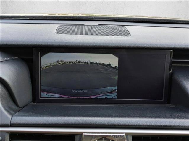 Used 2017 Lexus IS 200t image 14
