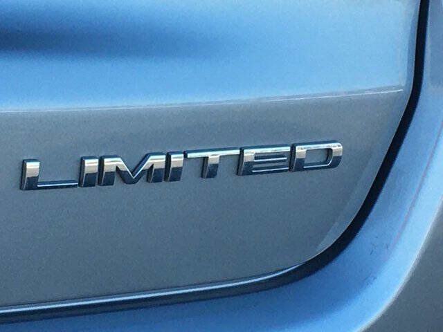 Used 2022 Jeep Compass Limited image 10