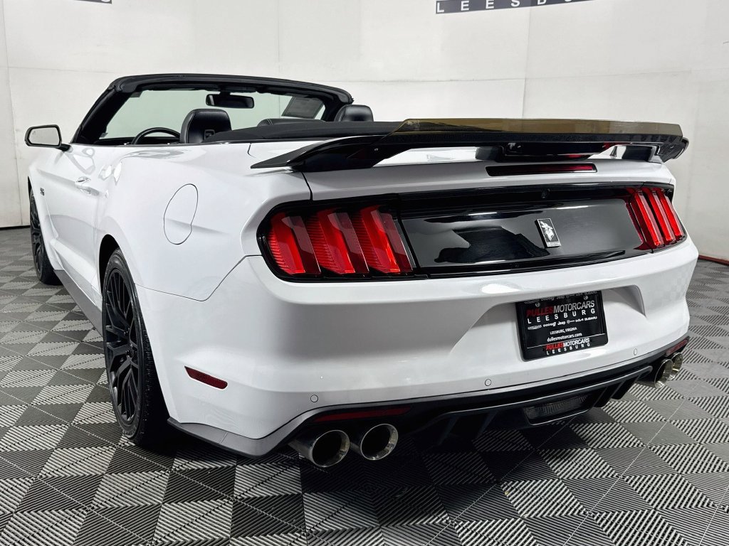 Used 2015 Ford Mustang GT Premium w/ Equipment Group 401A RWD image 5