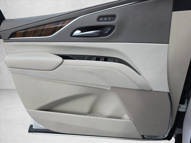 Used 2023 Cadillac Escalade Premium Luxury Platinum image 26