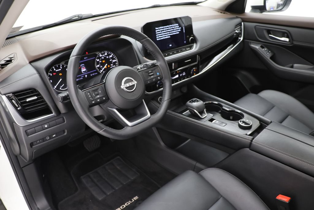 Used 2023 Nissan Rogue SL AWD/4WD image 13