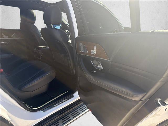 Used 2021 Mercedes-Benz GLS 450 4MATIC image 24