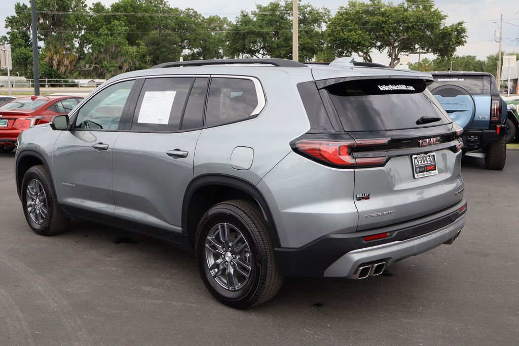 Certified 2025 GMC Acadia Elevation FWD image 7