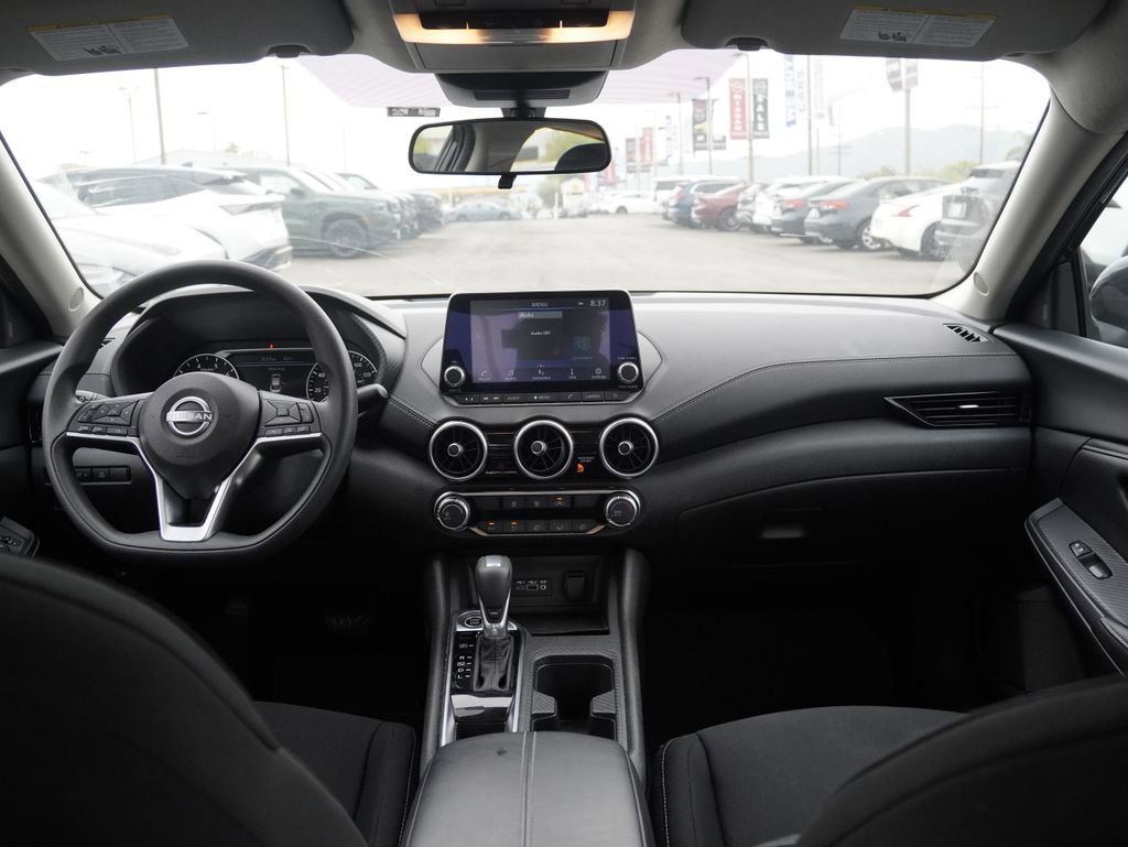 Used 2025 Nissan Sentra SV w/ Trunk Package FWD image 22