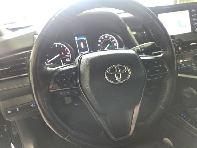 Used 2023 Toyota Camry SE FWD image 18