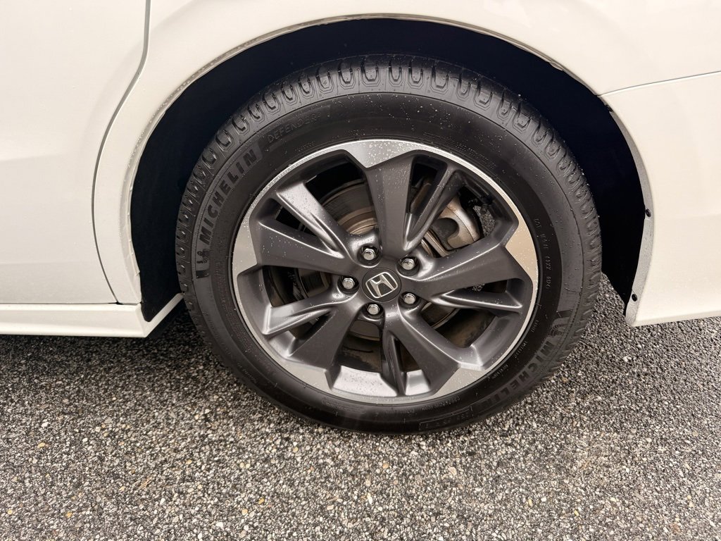 Used 2022 Honda Odyssey Elite image 5