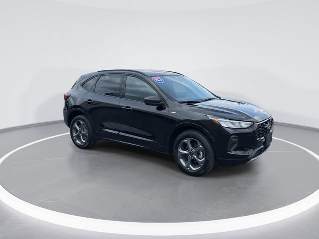Used 2023 Ford Escape ST-Line w/ Tech Pack #1 AWD/4WD video 1