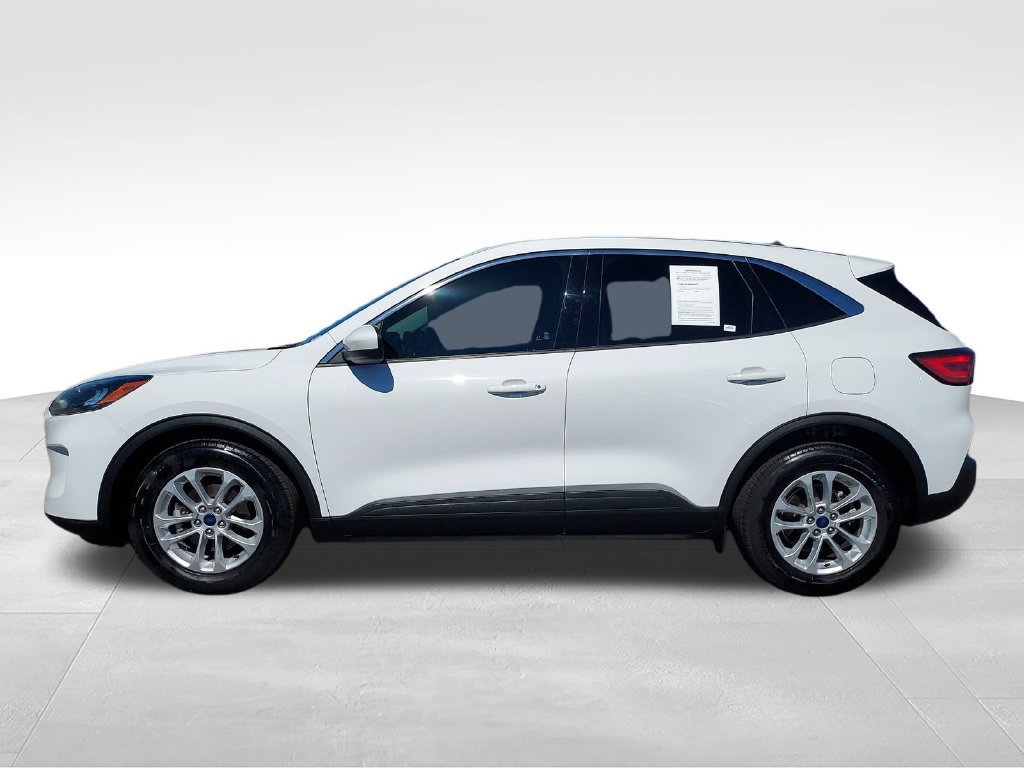 Used 2021 Ford Escape SE FWD image 2