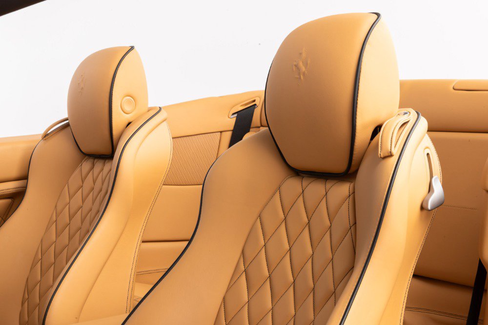 Used 2011 Ferrari California image 58