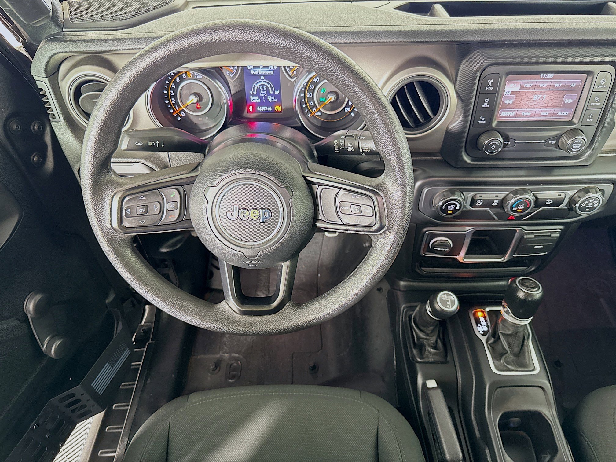 Used 2020 Jeep Wrangler Sport image 16