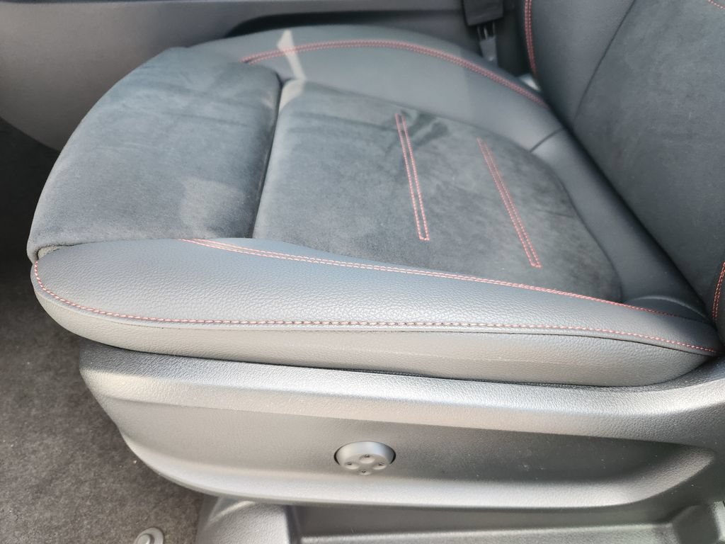 New 2026 Mercedes-Benz GLA 35 AMG 4MATIC image 22