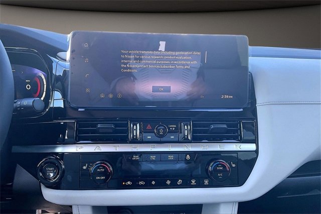 New 2026 Nissan Pathfinder SL image 6