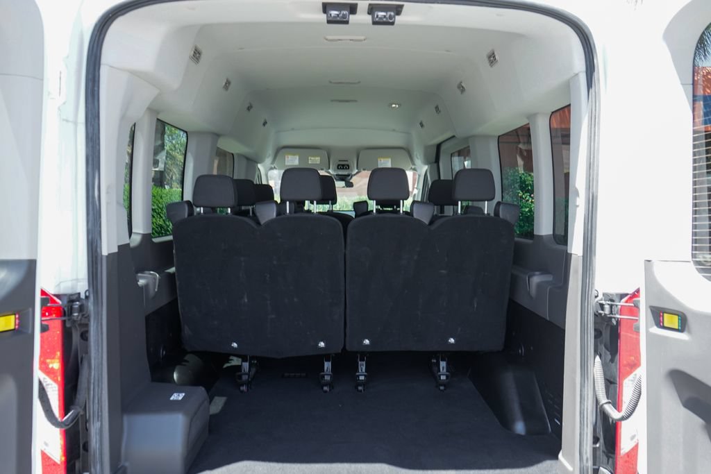 Used 2024 Ford Transit 350 XLT RWD image 8