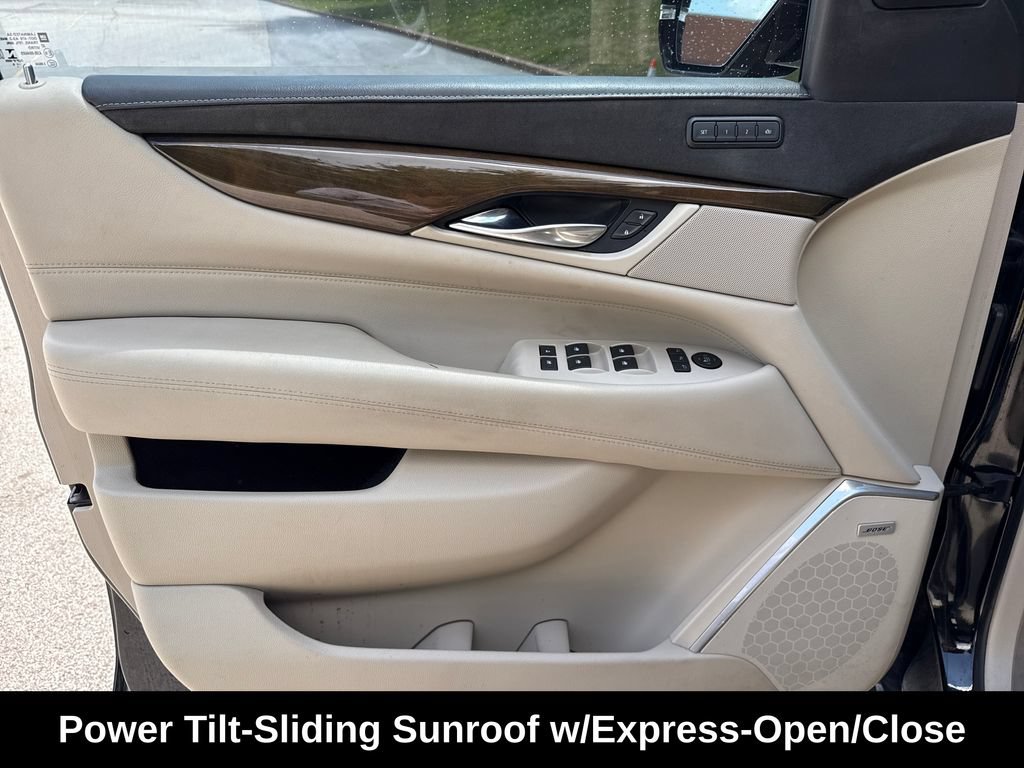 Used 2019 Cadillac Escalade Premium Luxury AWD/4WD image 14