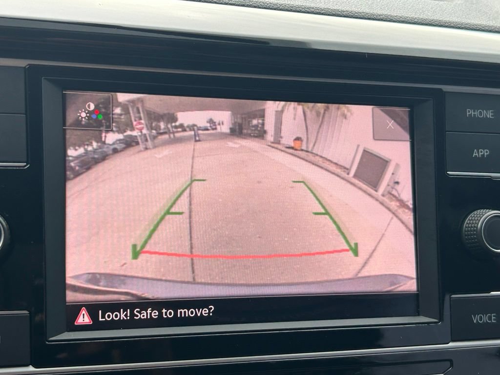 Certified 2022 Volkswagen Taos S AWD/4WD image 19