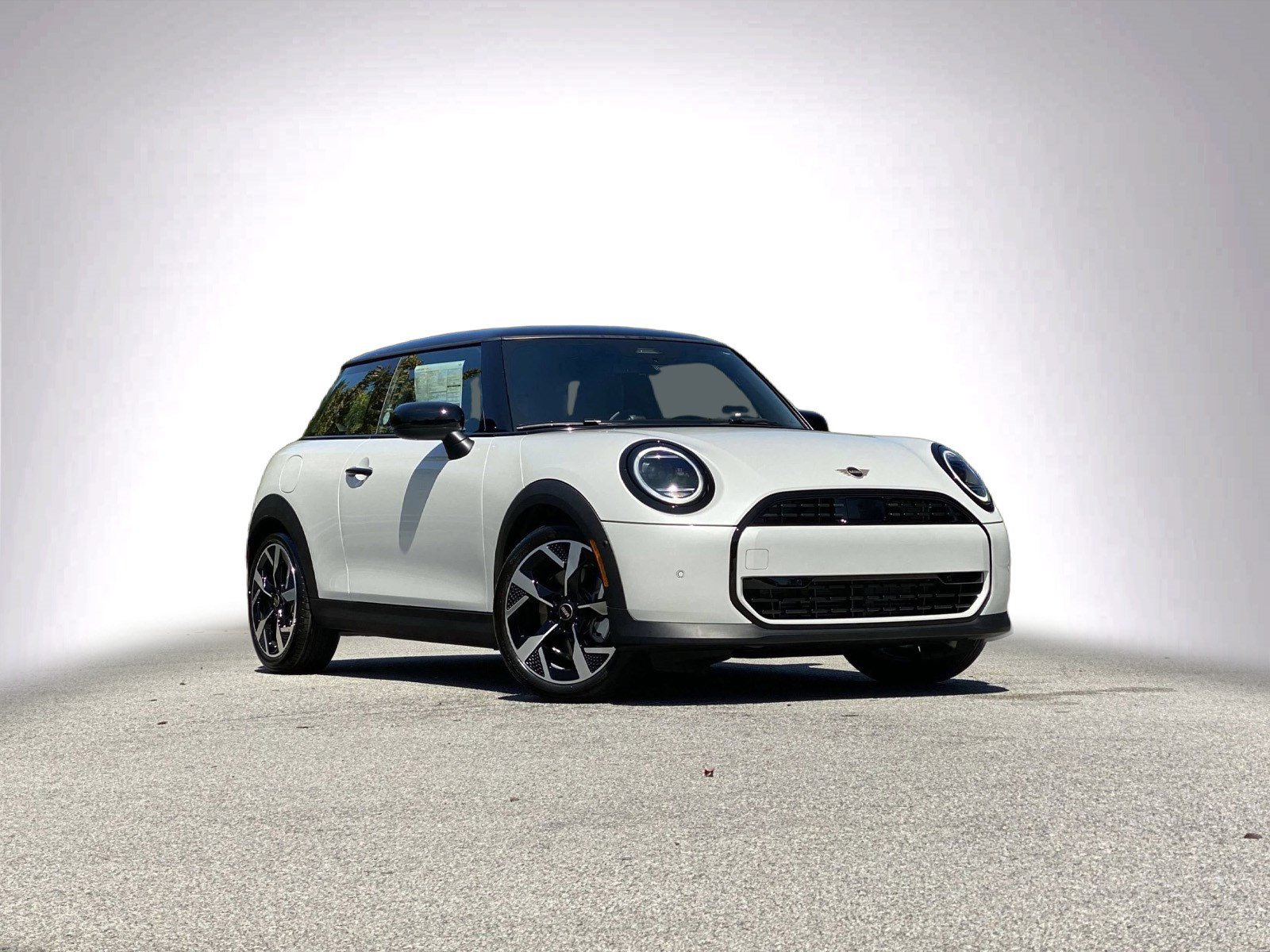Used 2026 MINI Cooper 2-Door Hardtop FWD video 2