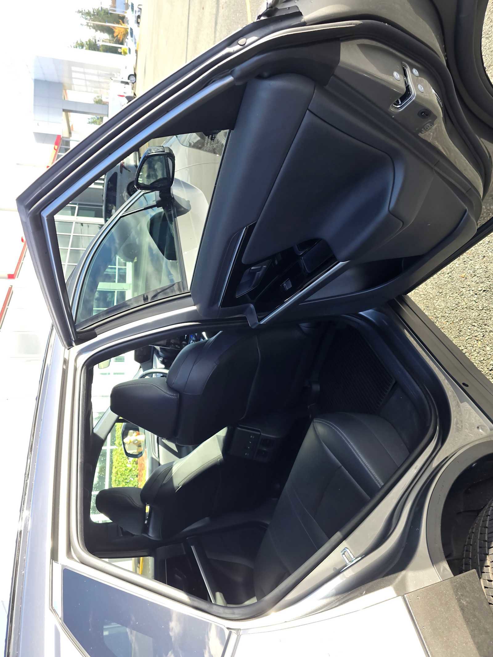 Used 2024 Toyota bZ4X Limited image 13