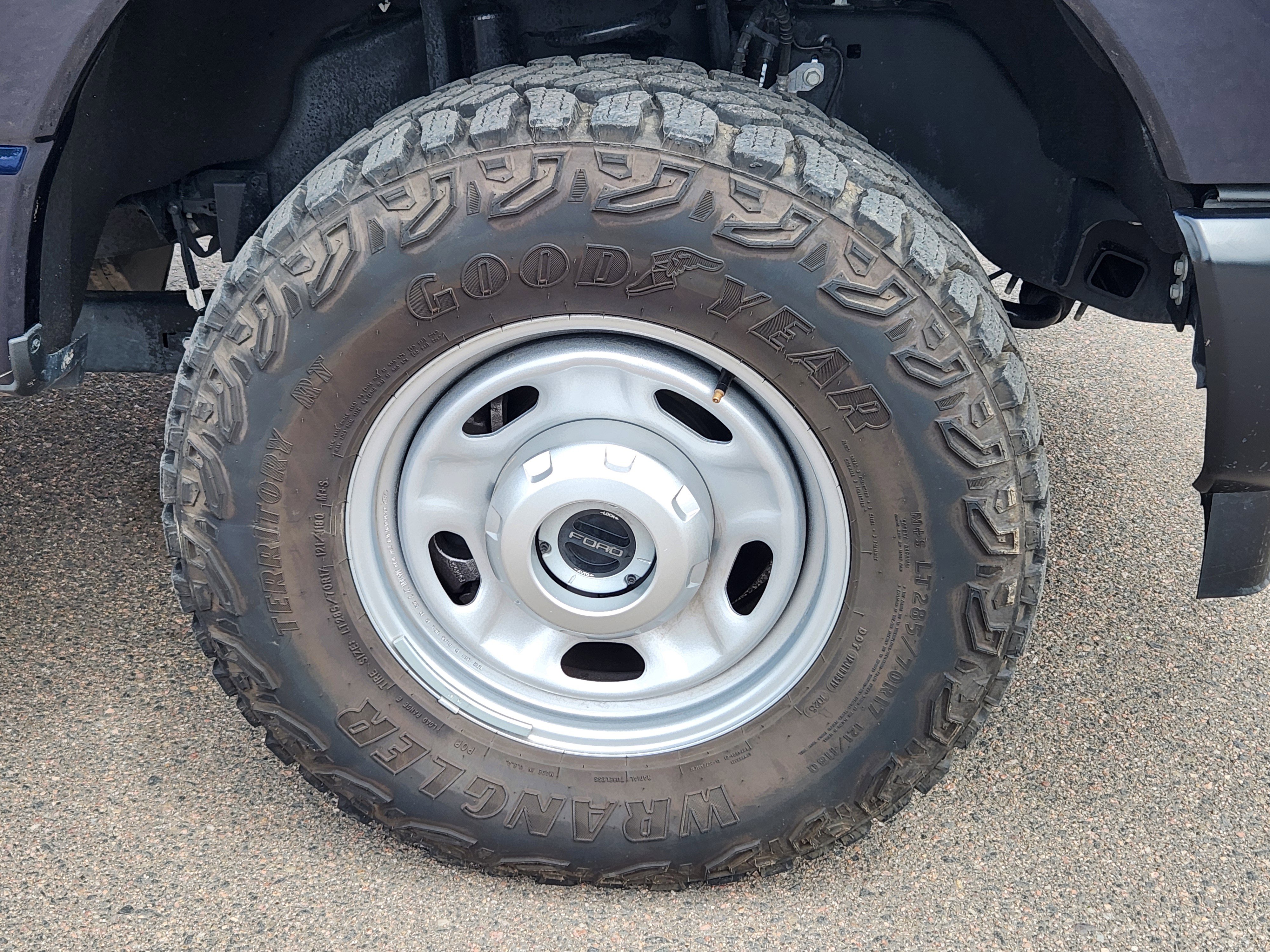 Used 2025 Ford F250 XL w/ 360-Degree Camera Package AWD/4WD image 9