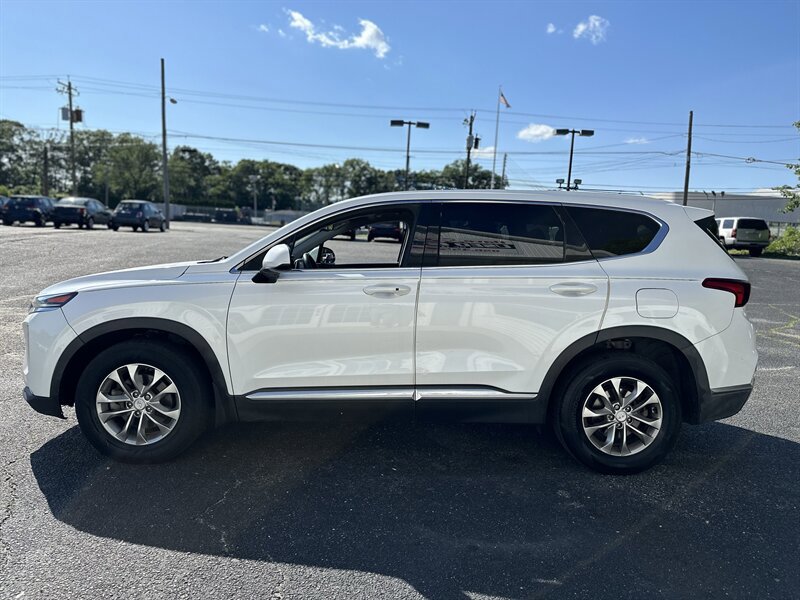 Used 2019 Hyundai Santa Fe SEL FWD image 5