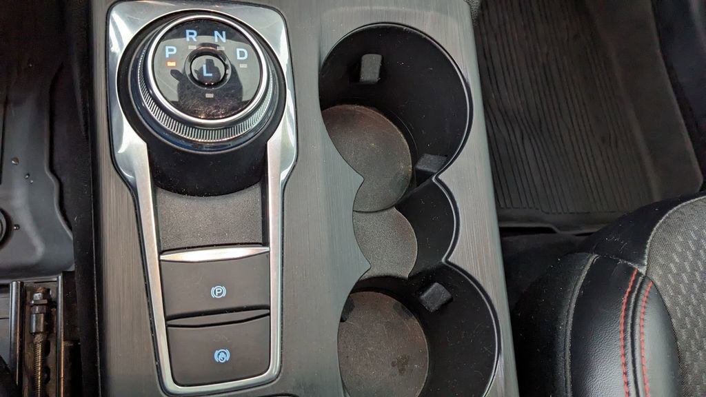 Certified 2023 Ford Escape ST-Line w/ Tech Pack #1 image 31