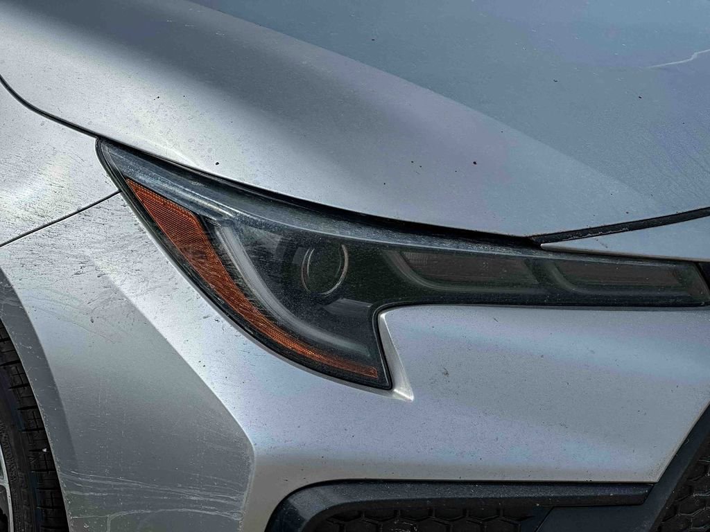 Used 2020 Toyota Corolla SE w/ SE Premium Package image 5