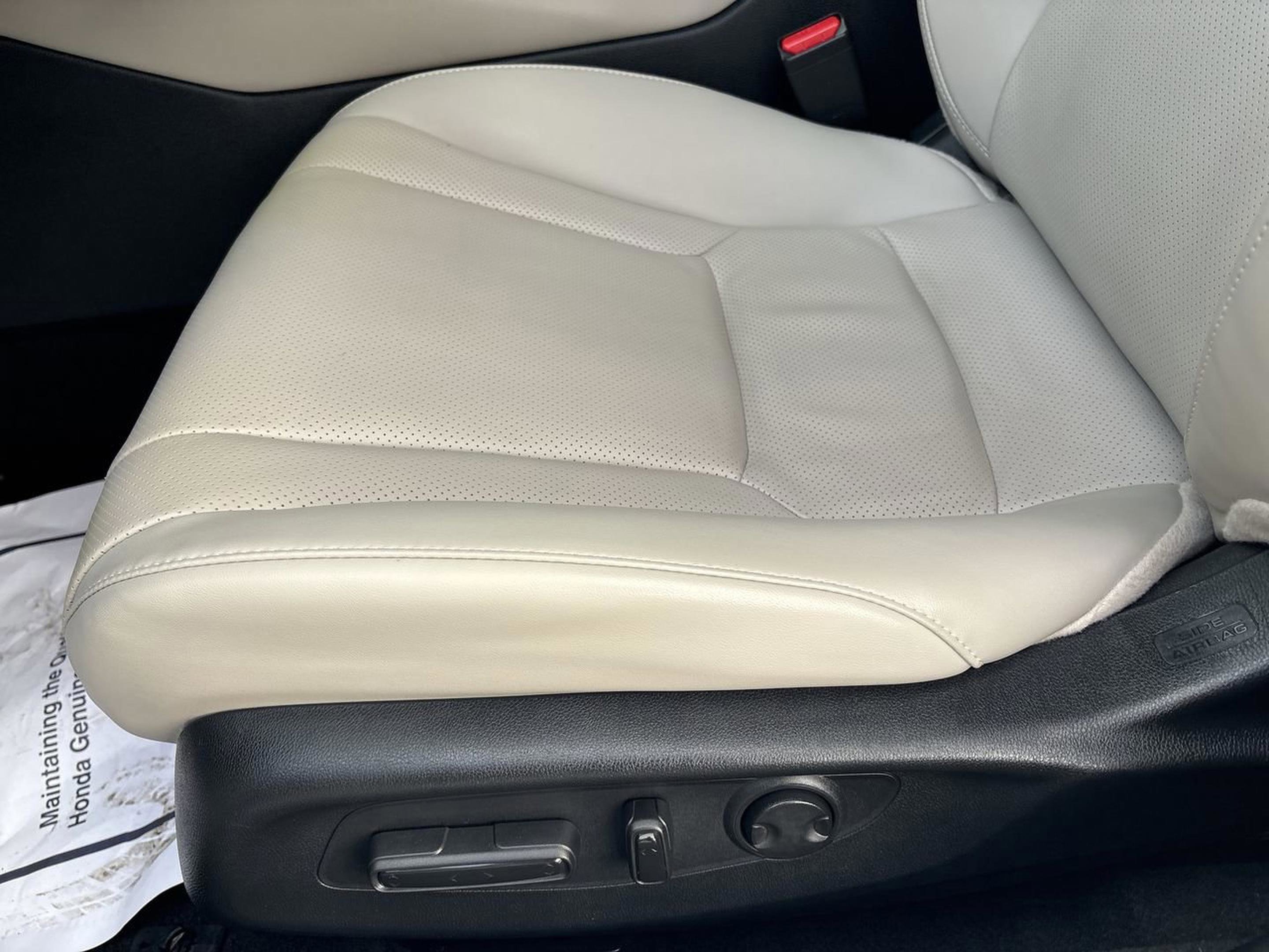 Used 2024 Honda Accord Touring image 15