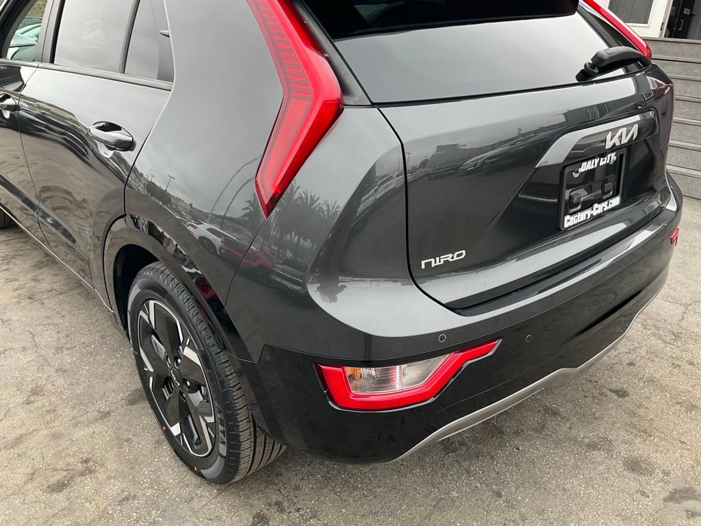 Used 2023 Kia Niro Wind FWD image 77