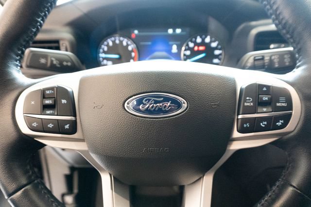 Used 2022 Ford Explorer XLT w/ Class IV Trailer Tow Package AWD/4WD image 23
