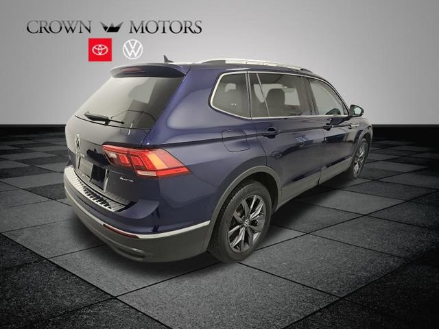 Used 2023 Volkswagen Tiguan SE w/ Panoramic Sunroof Package AWD/4WD image 6