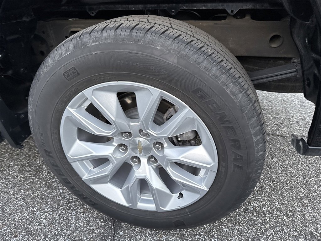 Used 2022 Chevrolet Silverado 1500 Custom image 19