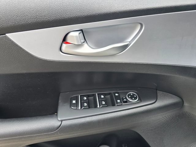 Used 2023 Kia Forte LXS image 14