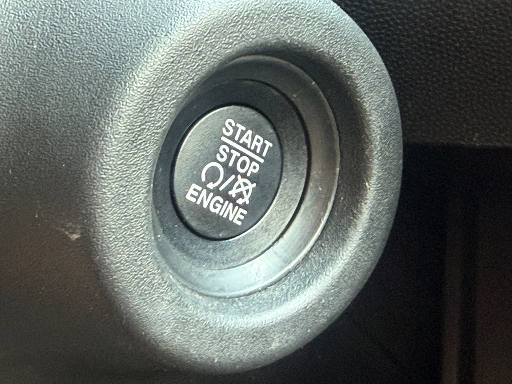 Used 2023 RAM ProMaster 2500 w/ Interior LED Lighting Group FWD image 17