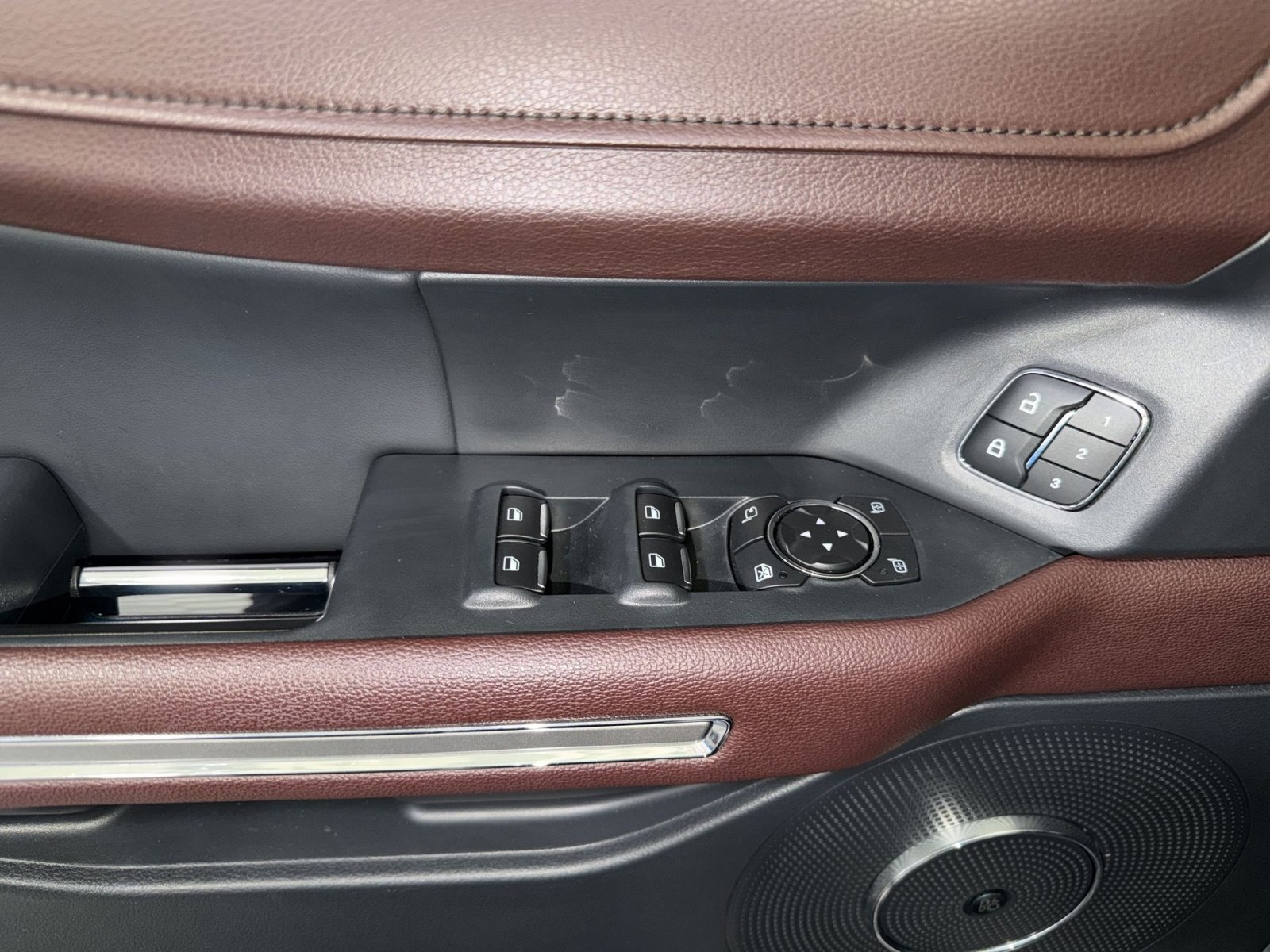 Used 2022 Ford Expedition Max Limited image 42