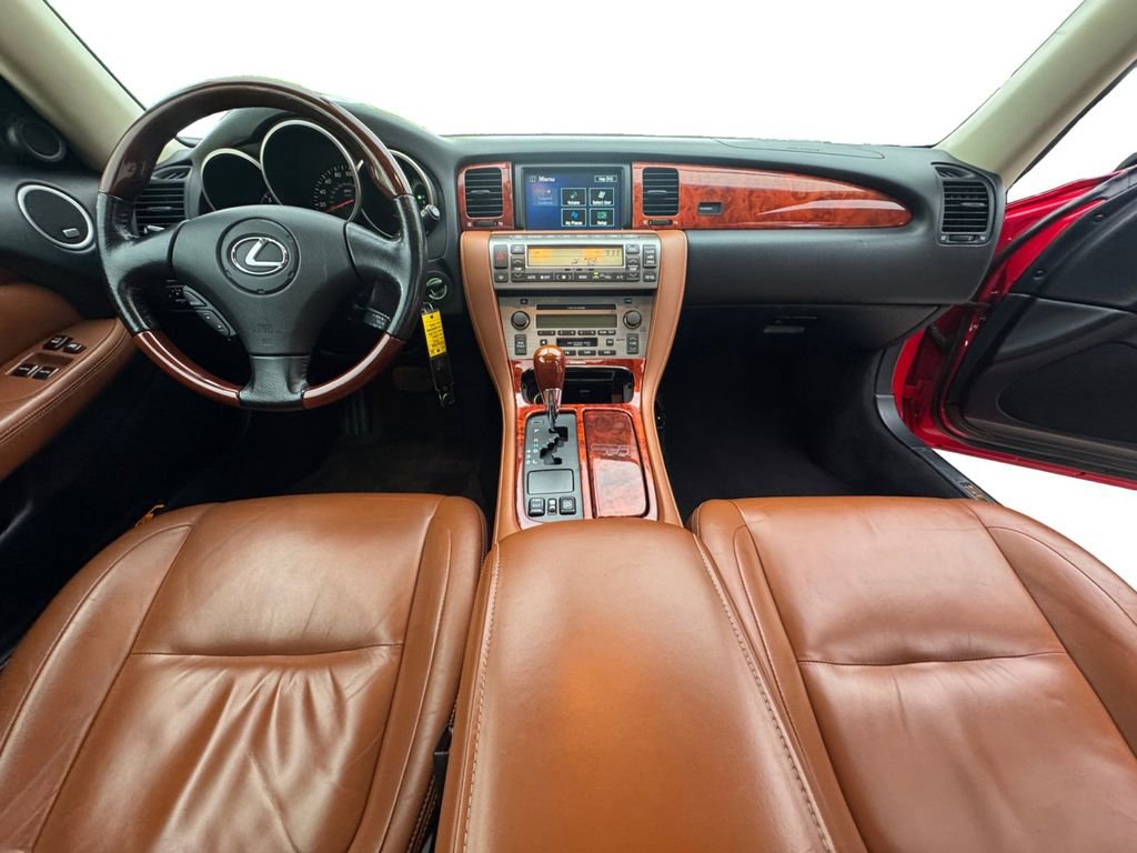 Used 2005 Lexus SC 430 Convertible RWD image 12