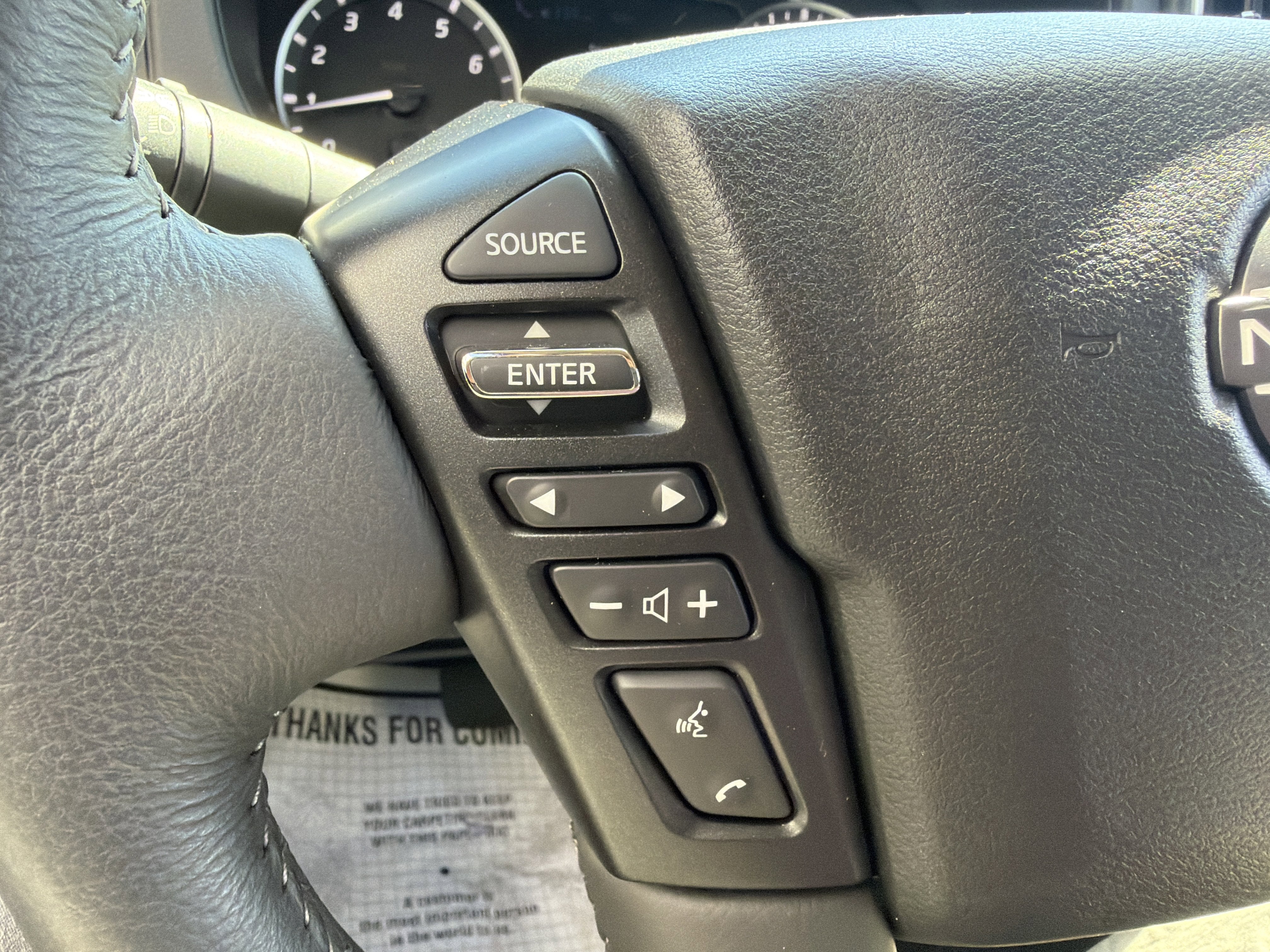 Used 2025 Nissan Frontier SV w/ SV Convenience Package AWD/4WD image 34
