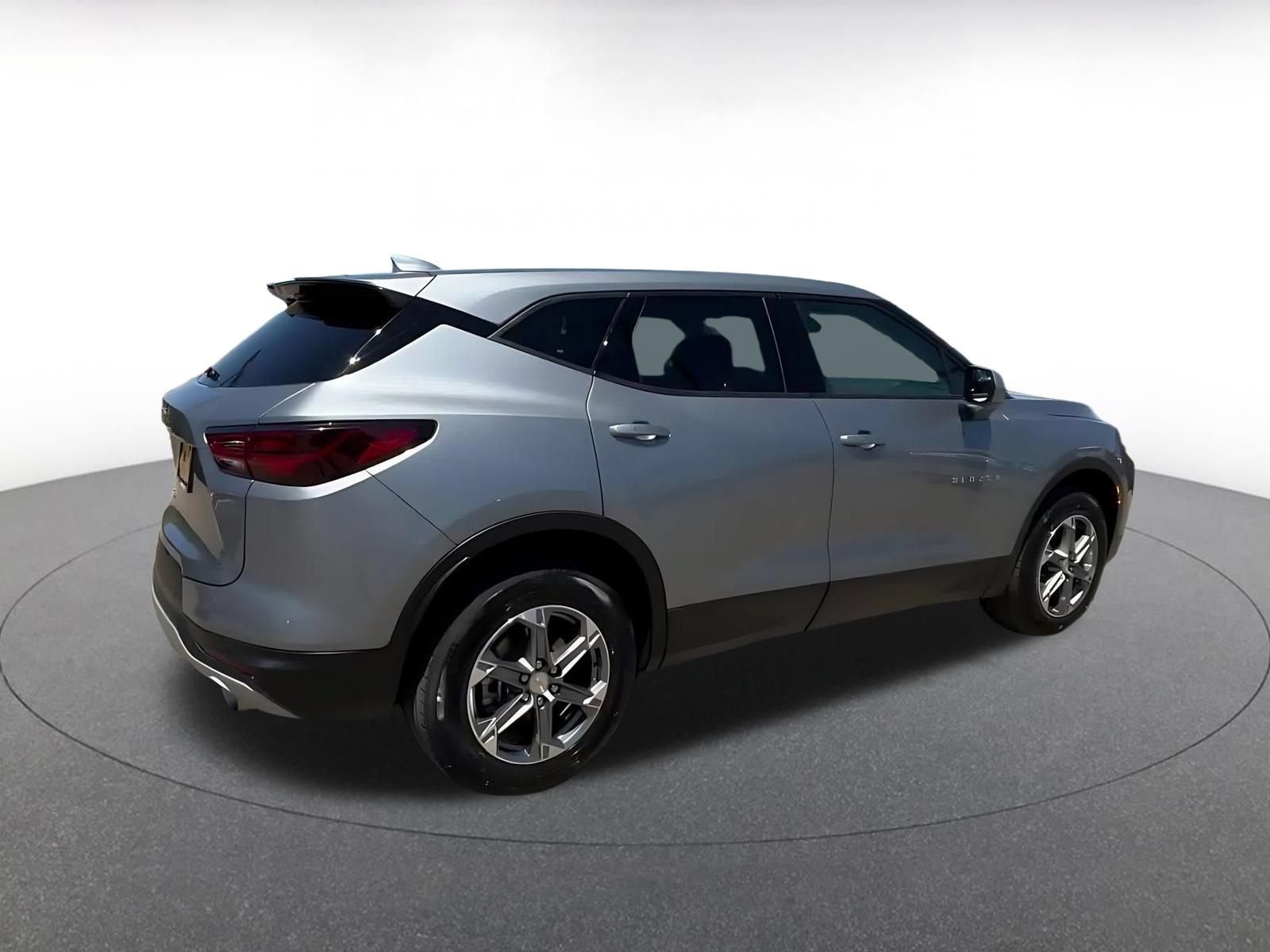 Used 2026 Chevrolet Blazer LT AWD/4WD image 15