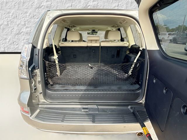 Certified 2022 Lexus GX 460 Premium w/ Premium Plus Package AWD/4WD image 12