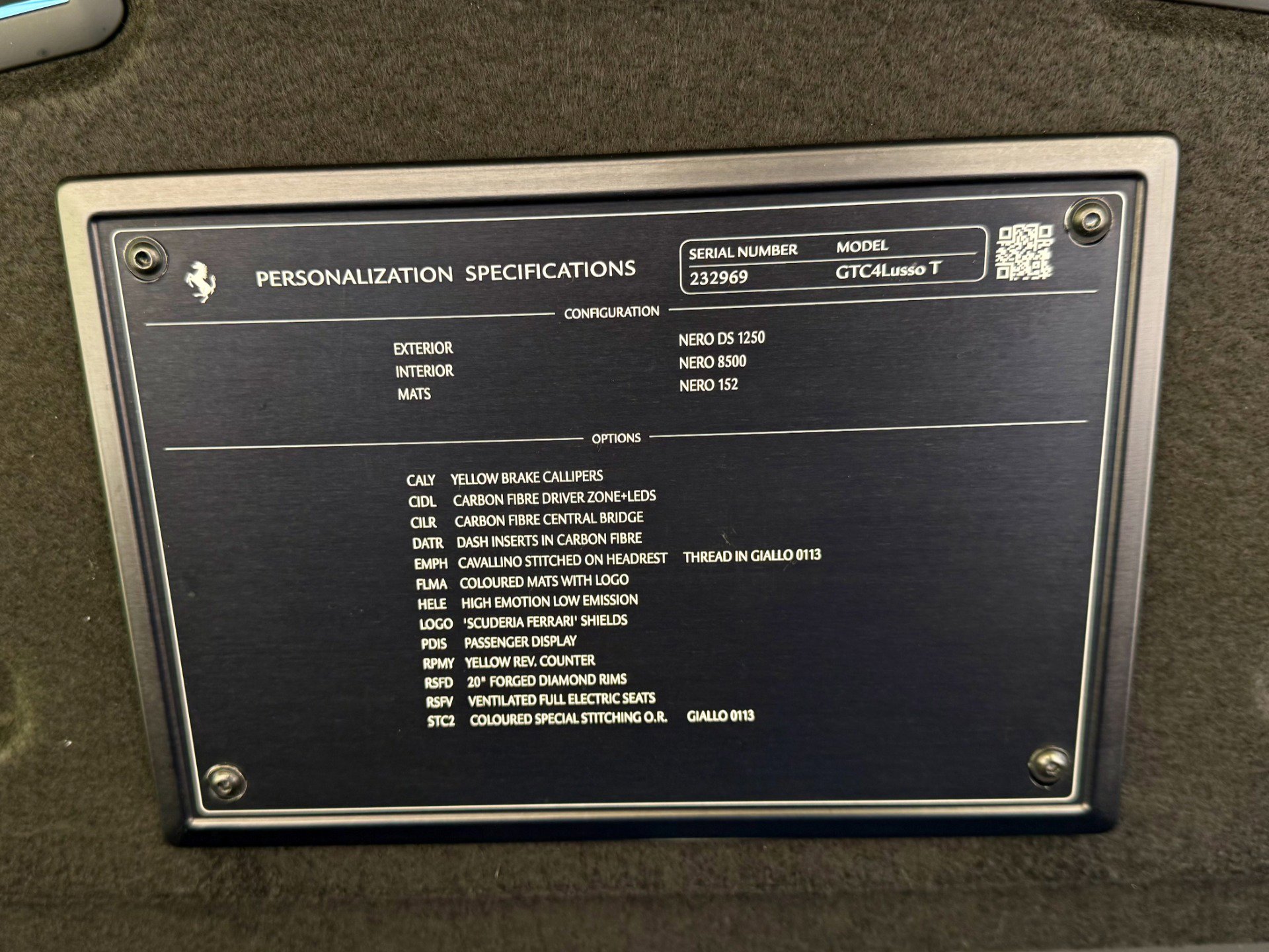 Used 2018 Ferrari GTC4Lusso T image 19