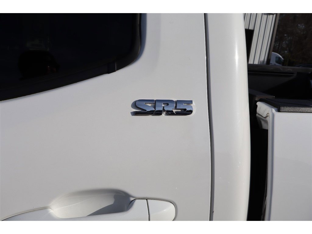 Used 2019 Toyota Tacoma SR5 image 39