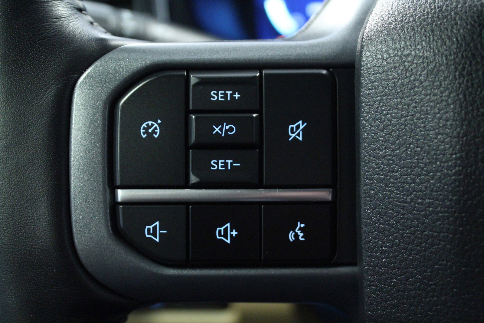 Used 2024 Ford F250 Lariat w/ Chrome Package image 20