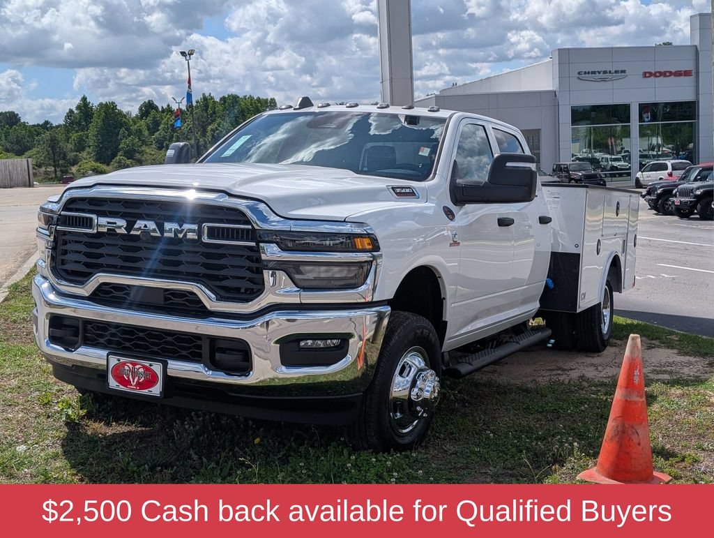 New 2026 RAM 3500 Tradesman w/ Chrome Appearance Group A AWD/4WD image 4
