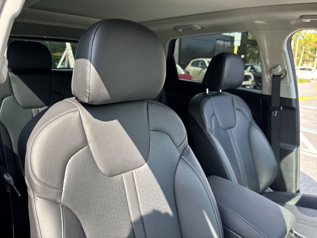 Used 2022 Kia Sorento SX image 47