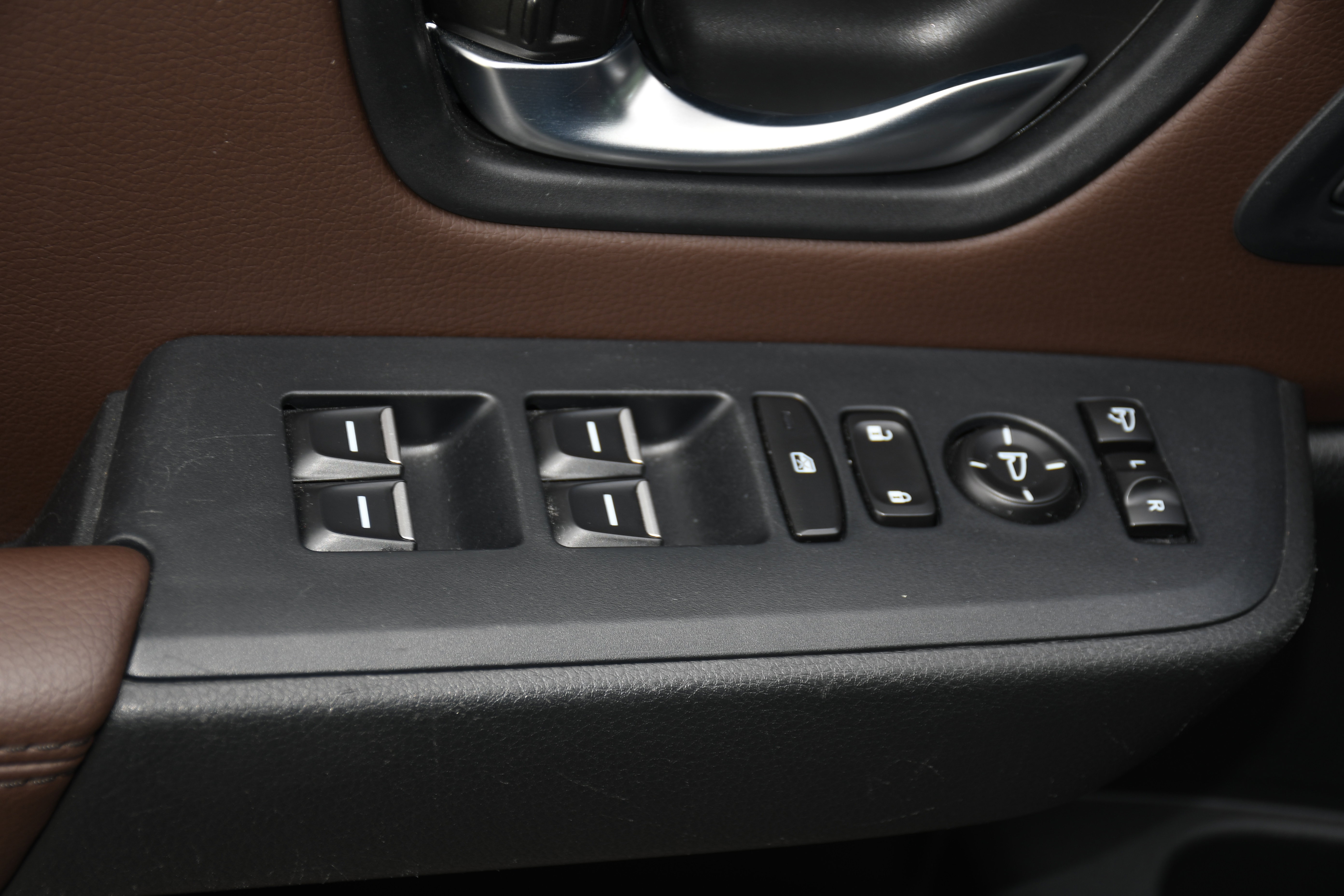Used 2023 Honda Pilot Elite image 11